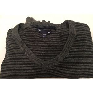 Men’s Gap Sweater